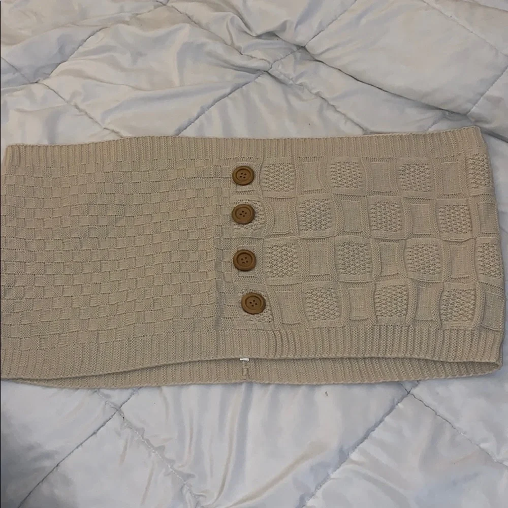 Oatmeal with buttons infinity scarf brand new